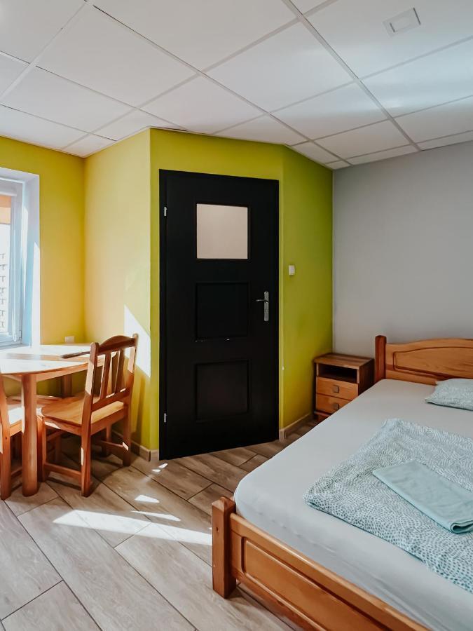 Hostel Filip กดัญสก์ ภายนอก รูปภาพ