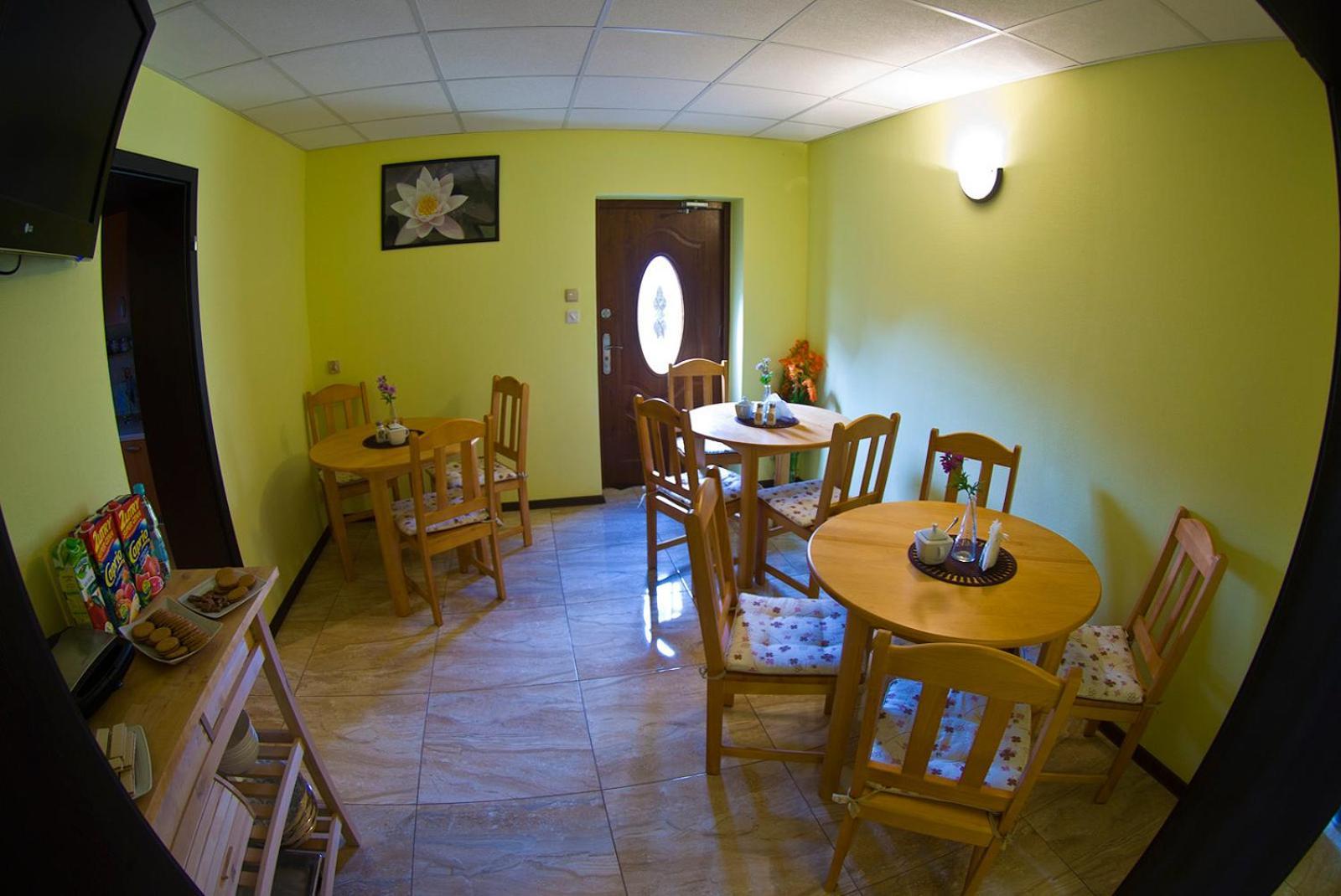 Hostel Filip กดัญสก์ ภายนอก รูปภาพ